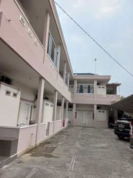 Jual Rumah Kosan 16 kamar Full Terisi di Belanti 4 menit ke RS Hermina