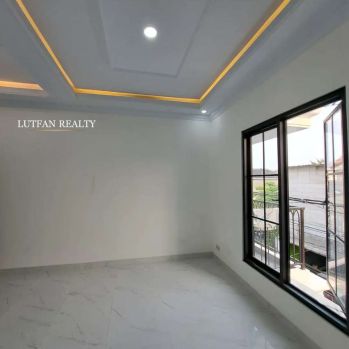 Rumah Tanjung Barat Dekat Ke Stasiun