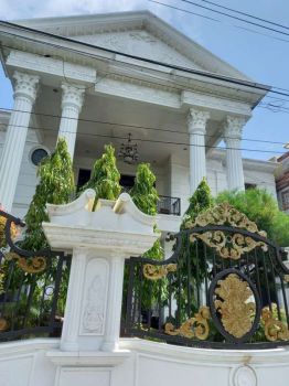 Sell Rumah: rumah mewah istimewa