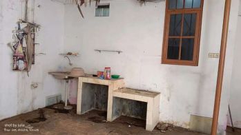 JUAL MURAH RUMAH TUA HITUNG TANAH SAJA