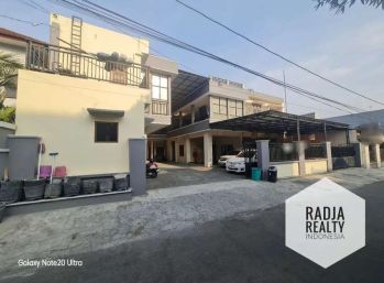 Kost Exclusive 3 Lantai 23 Kamar Di Pandega JL. Kaliurang Km. 5