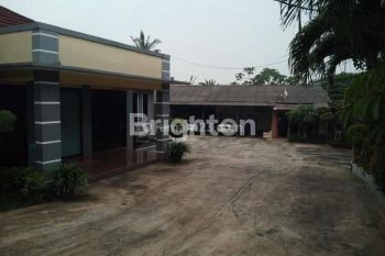 PERKANTORAN DAERAH KOMERSIL PINGGIR JALAN RAYA PONDOK GEDE, JAKARTA TIMUR