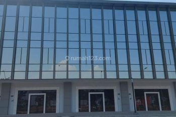Disewakan Soho Orchad Hadap Boulevard Muka Ukuran 8x18 3 Lantai