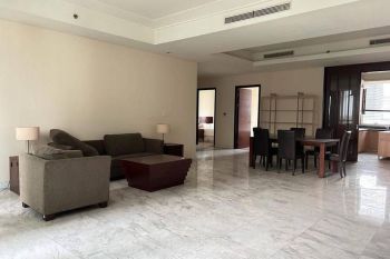 Dijual Apartemen The Peak Luas 232m2 Fully Furnished Good View