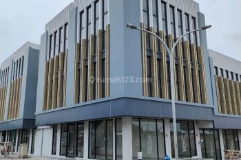 Disewakan Ruko 4 Lantai Posisi Hook Di Kota Wisata Cibubur