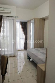 Apartement M-Town Residence Semi Furnished Bagus