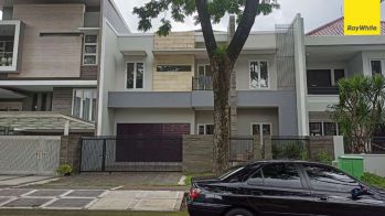 Disewakan Rumah 2 lt di Royal Residence Wiyung Surabaya