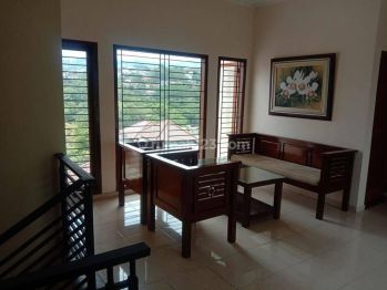 rumah 2lantai dg view pegunungan di Griya OPEN HOUSE TIAP SABTU DAN MINGGU JAM