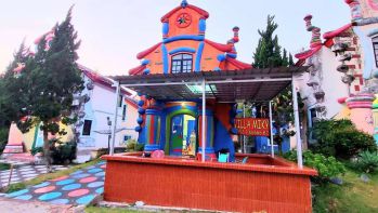 VILLA PUNCAK KOTA BUNGA SEJUK NYAMAN BERSIH