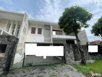 Rumah Minimalis 2 Lantai Full Marmer di Graha Famili