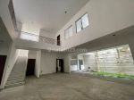 thumbnail-rumah-minimalis-2-lantai-full-marmer-di-graha-famili-9