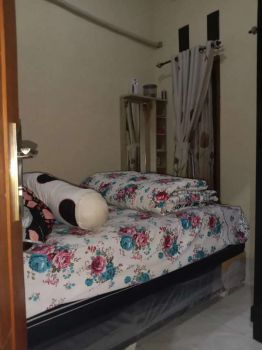 Rumah take over dekat harapan indah 60 juta include biaya notaris