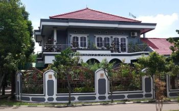 Rumah Hook 2 Lantai di Kencana Loka BSD SHM
