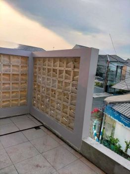 RUMAH BARU GRESS SIAP HUNI DIJUAL CEPAT 2LT LOKASI STARTEGIS JL MANGGA