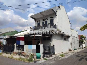 RUMAH MURAH MINIMALIS 2 LANTAI