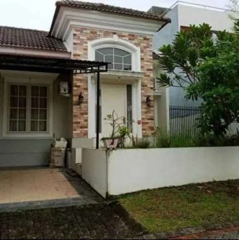 Rumah minimalis modern di Citraland disewakan furnis