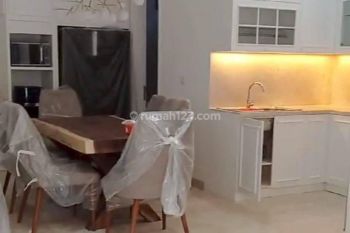 Disewa Furnish Rumah 8x15m Pantai Indah Kapuk