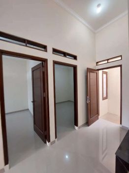 DI JUAL/KPR RUMAH SPEK 2 LANTAI