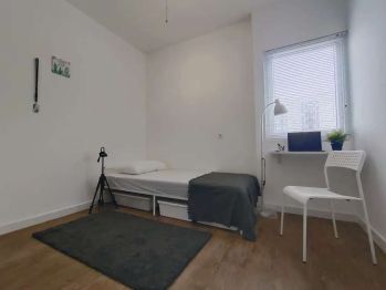 Disewa apartemen Aeropolis furnish IKEA, akses pintu pakai kartu.