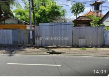 Raya pratama benoa deretan hotel