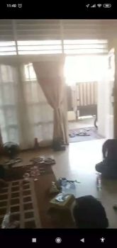 Kontrakan rumah 1,5 lantai