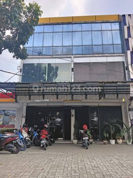 Ruko 3.5 lantai di Veteran Bintaro Jakarta selatan