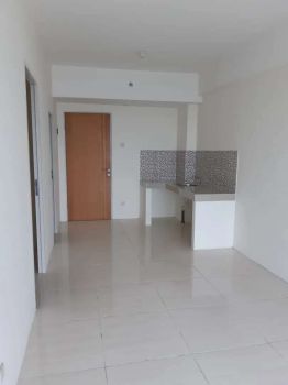 Sewa -- kosongan puncak bukit golf apartemen 2br