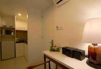 Overkontrak The Kanjeng Astana Pengembak 40 Apartement & Villa Mr Hen