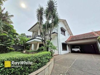 Rumah Asri Darmawangsa, Kebayoran Baru, Siap Huni, Lokasi Tenang