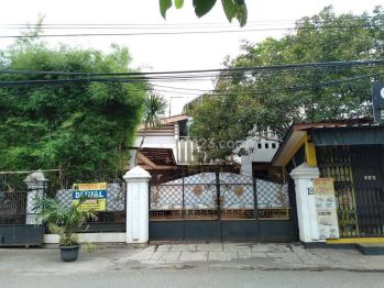 Rumah Mewah Dan Asri Di Jl H Kelik Srengseng Jakarta Barat SHM