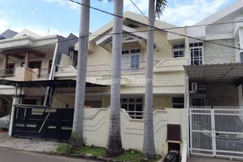 Rumah di Janur elok lokasi strategis