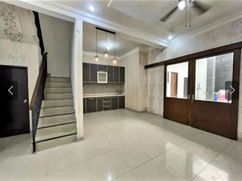 Hunian idaman pekerja kantoran (500 meter dari stasiun LRT Jatibening)