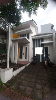 Disewakan rumah wisata semanggi blok B1