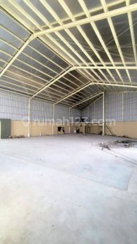 Gudang baru nanjung dekat tol