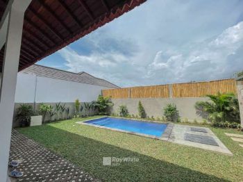 2BR Balinese Minimalist Villa at central of Canggu