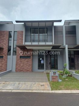 Rumah Baru 2 Lt Suvarna Sutera Dakota Tangerang Y0079