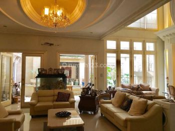 Rumah 2 Lantai Bagus Semi Furnished SHM Pondok Indah