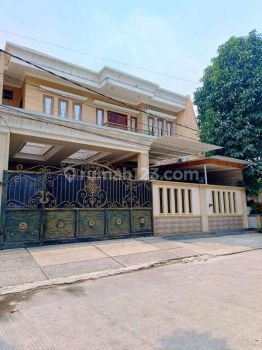 Rumah Second di Komplek Elit Duren Sawit Jakarta Timur