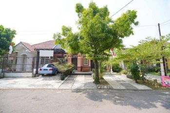 Rumah Siap Huni & Strategis 15 Menit ke AEON Sentul City di Cluster Taman J17331