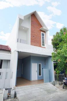 Rumah 2 Lantai Dekat Dengan Sumarecon Bekasi, Nego Bisa Kpr