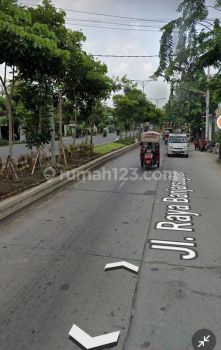 Dijual Gudang di Jalan.Raya Manukan Kulon Baru dan strategis