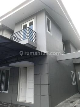 Rumah Sewa Pejaten Jakarta Selatan, 2 Lantai, 3 Kamar Tidur, Cocok Untuk Kantor