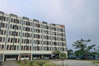 Kostan Mkostel nempel kampus besarnya di Serang