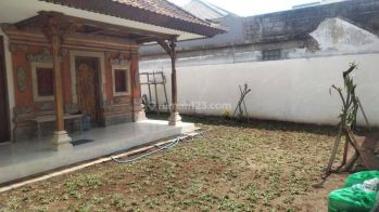 Rumah habis renovasi Sanur Denpasar Selatan Bali Indonesia sewa min 3 tahun