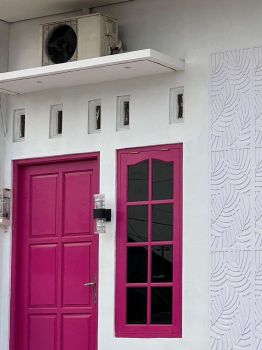 Kost perempuan / mahasiswi