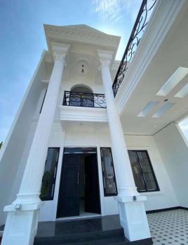 TERMEWAH!RUMAH EROPA CLASSIC MODERN STRATEGIS DI KRANGGAN CIBUBUR