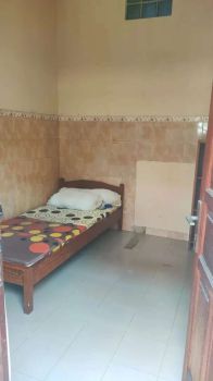 Rent Rumah Kosan: Kos kosan tida bebas