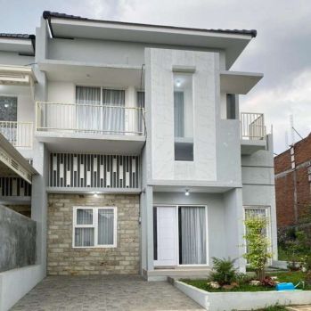 Siap huni rumah modern 2 lantai karangploso malang