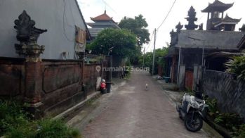Tanah:200 M2(2 are) super langka siap Bangun Di kayu tulang Canggu Bali