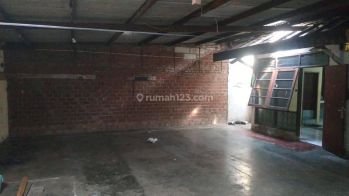 Diperuntukan Buat Home Industri,rumah Jual Nego di Taman Rahayu 1